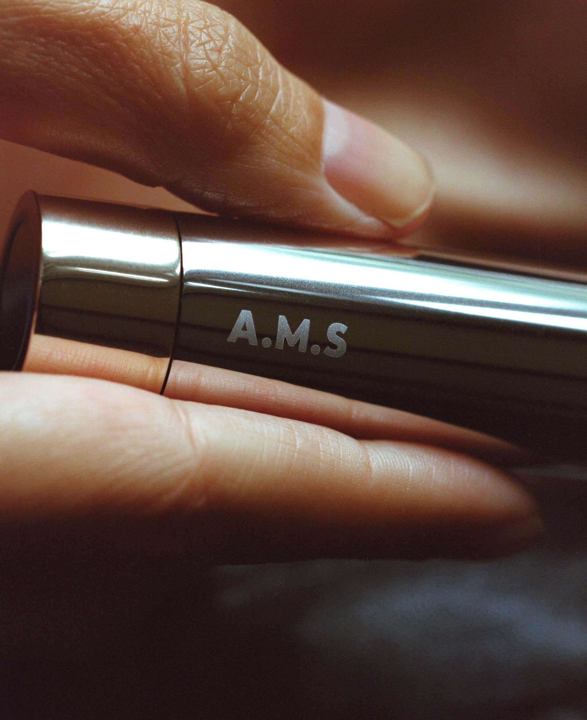ACTIVIST | A.M.S Manuka Honey Lip Balm